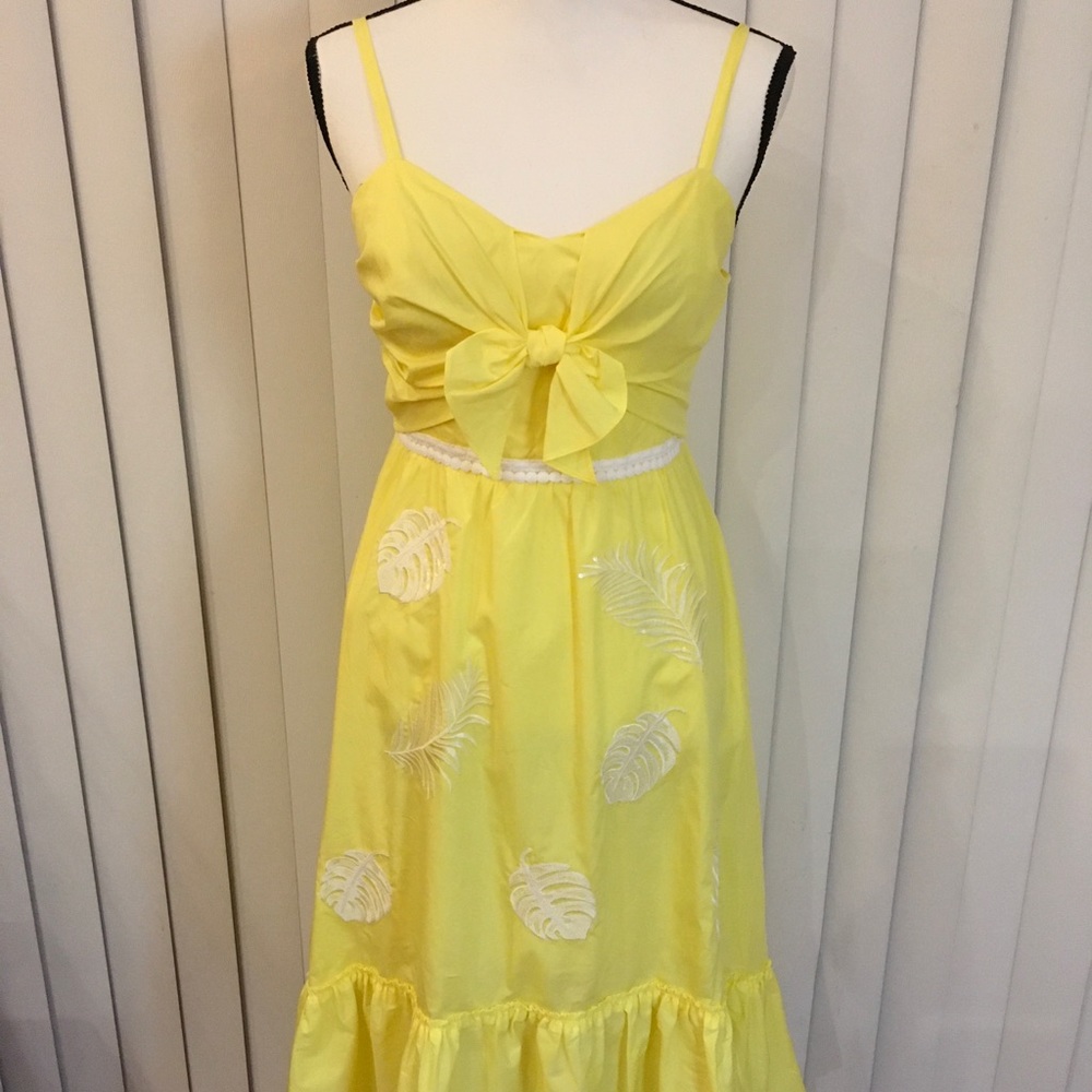 Lilly Pulitzer yellow long dress with floral design zipper in the back